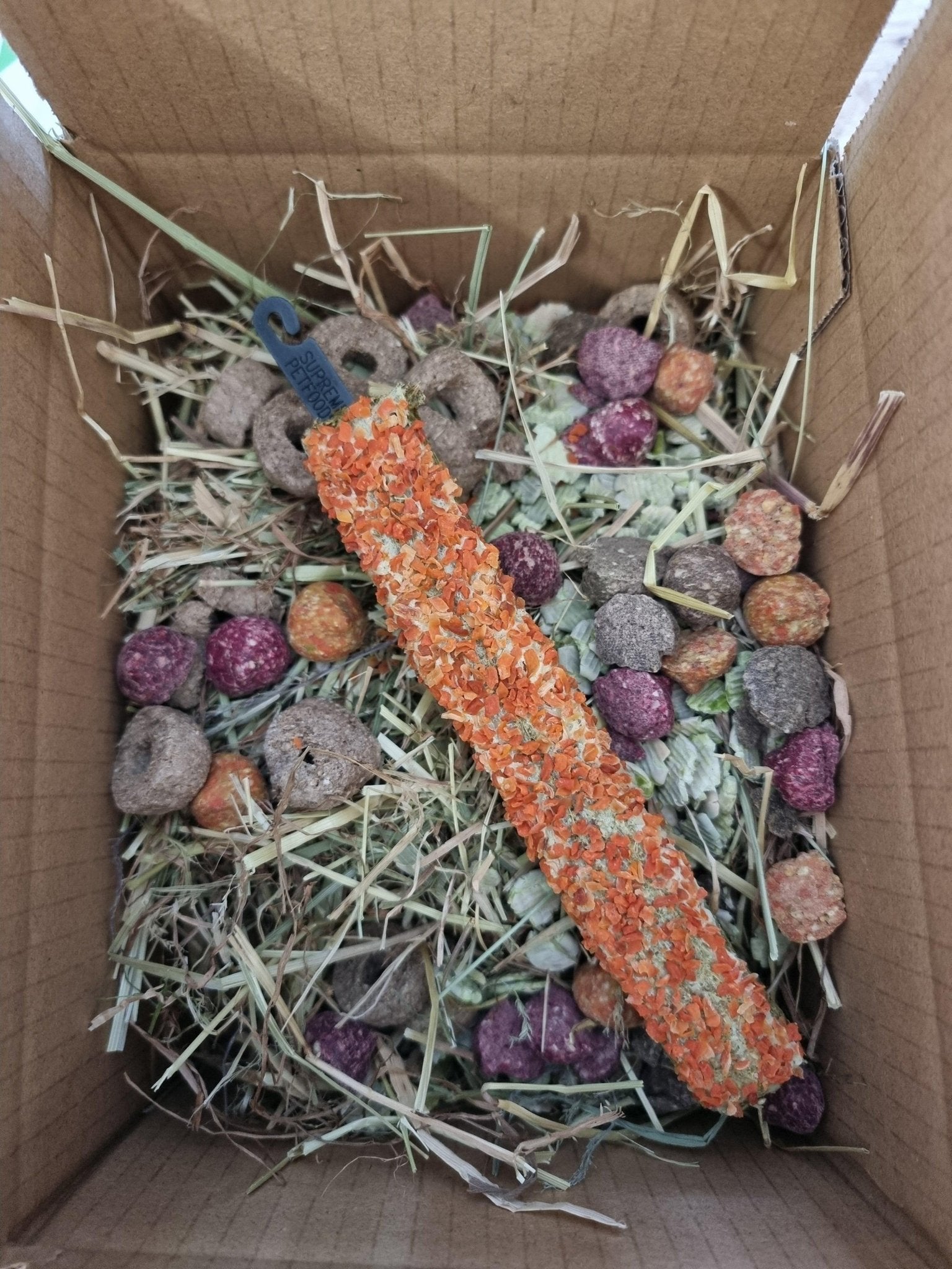Grazing Forage Box by Hebburn Bunnies | Luxury Home Accessories | Heulog Glow