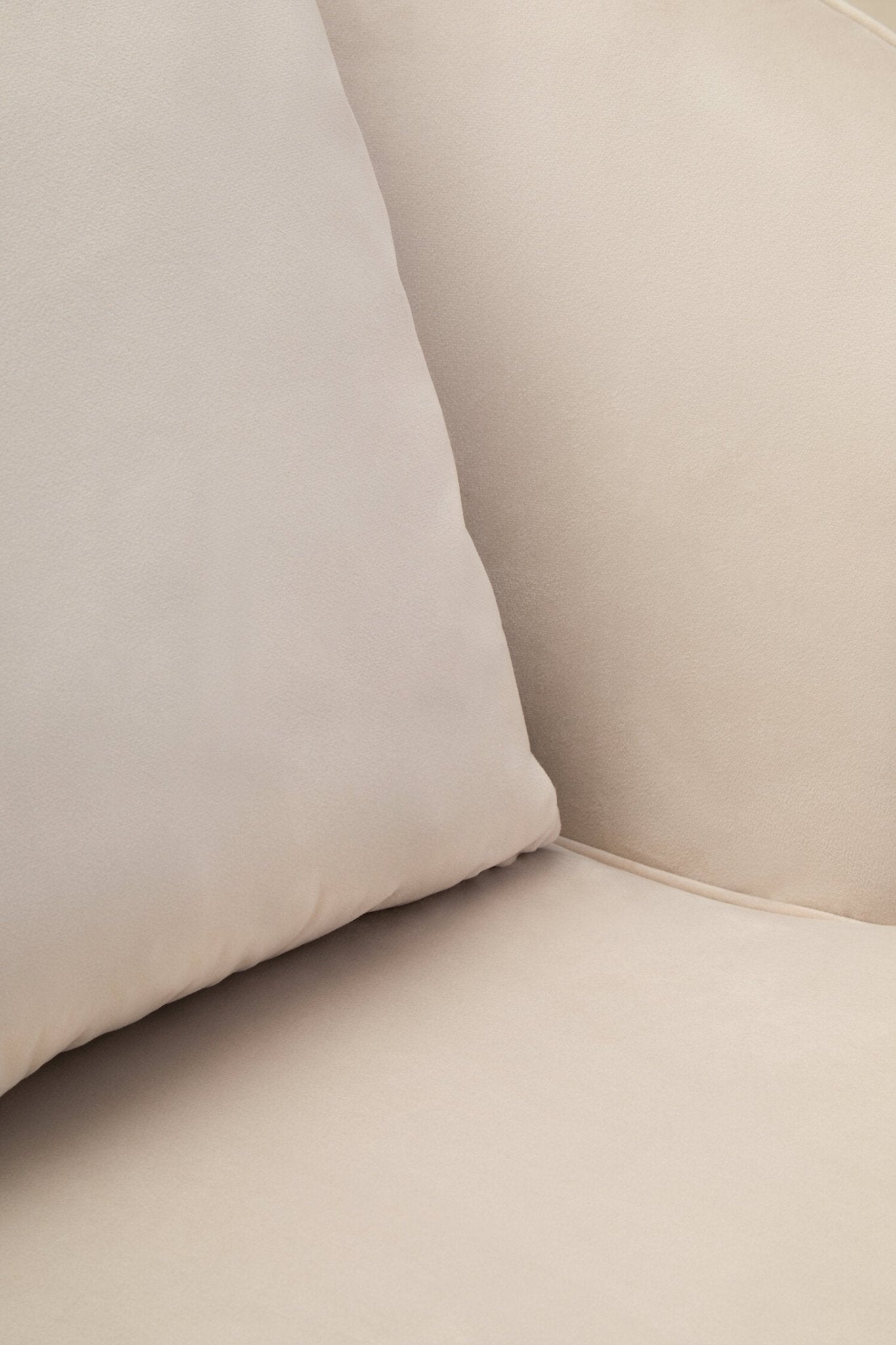 Hale Cream Velvet Swivel Chair | Luxury Home Accessories | Heulog Glow