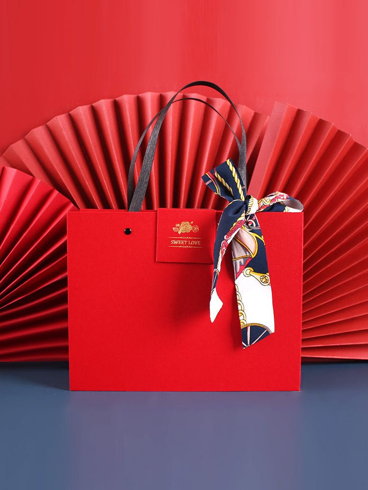 Hand Carry Gift Box Valentine's Day Fashion Portable Gift Box | Luxury Home Accessories | Heulog Glow