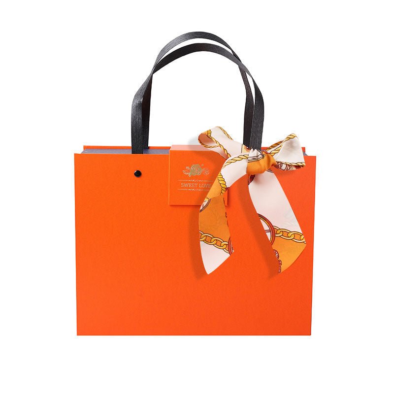 Hand Carry Gift Box Valentine's Day Fashion Portable Gift Box | Luxury Home Accessories | Heulog Glow