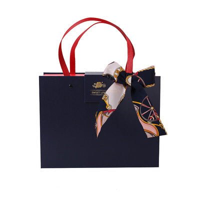 Hand Carry Gift Box Valentine's Day Fashion Portable Gift Box | Luxury Home Accessories | Heulog Glow