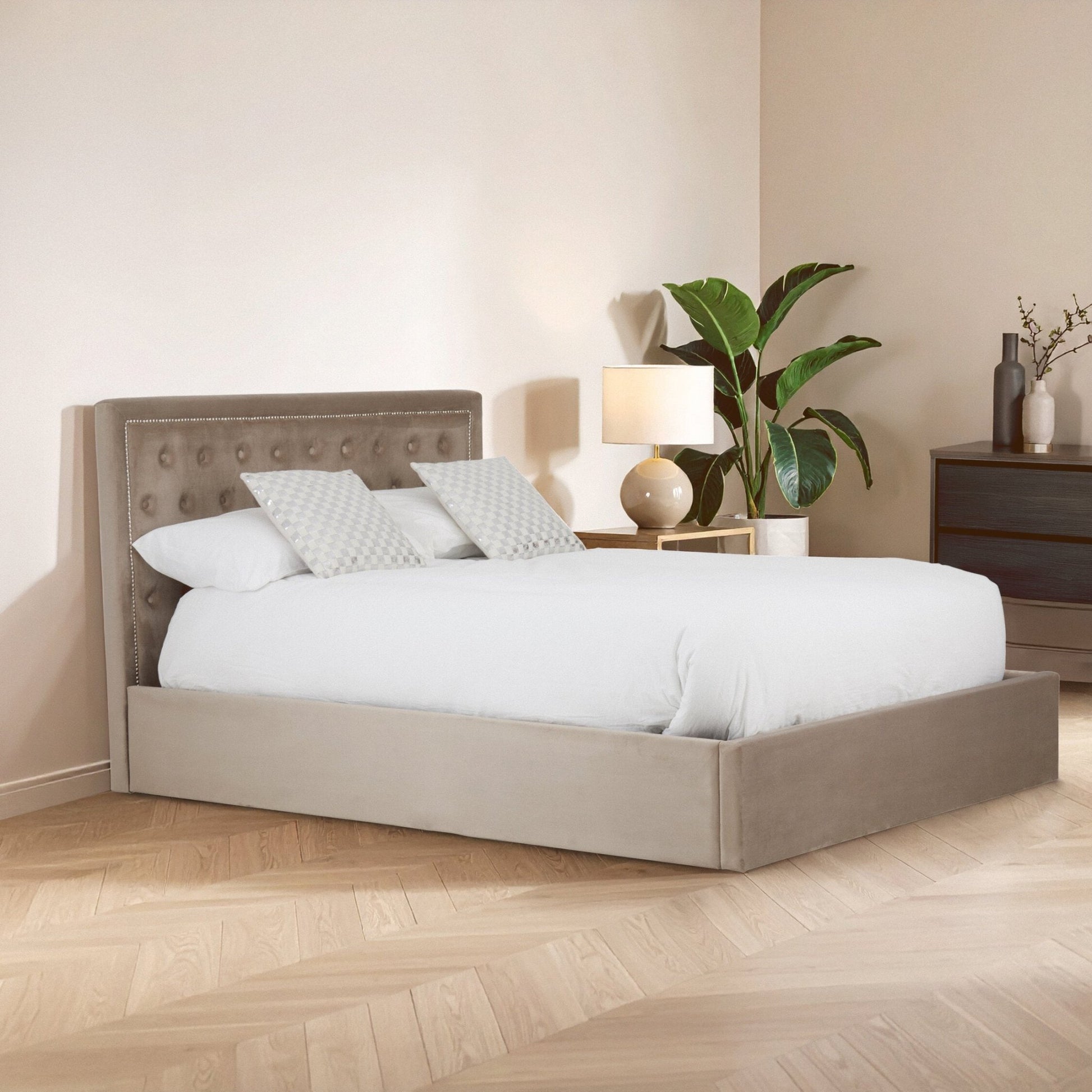 Hannah Mink Velvet Ottoman King Bed | Luxury Home Accessories | Heulog Glow