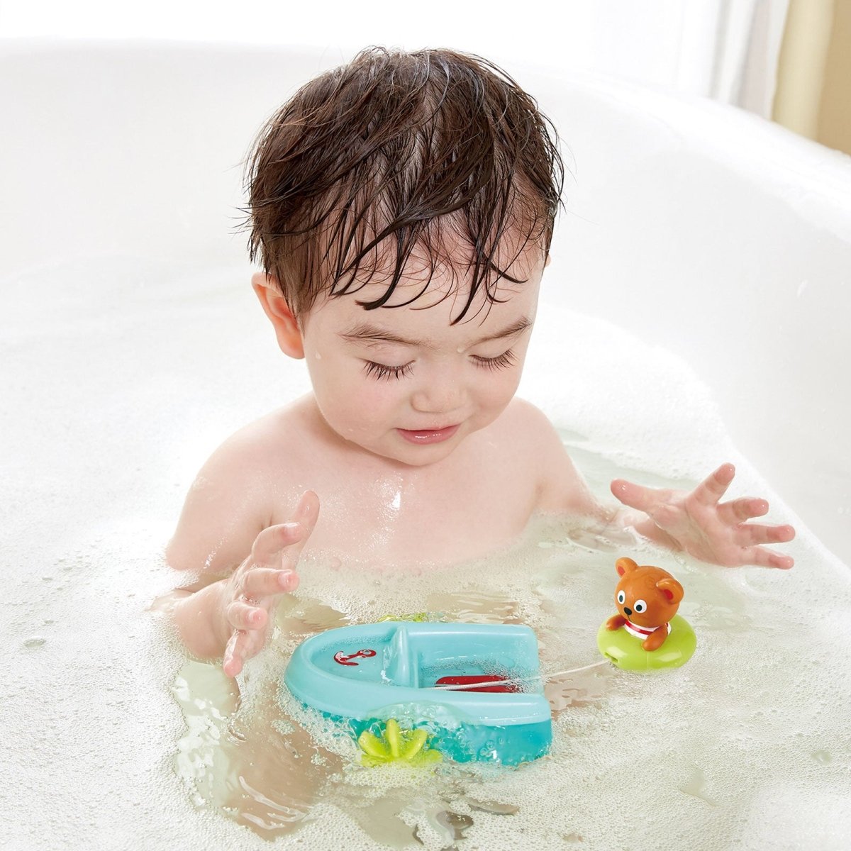 Hape Tubing Pull-Back Boat | Luxury Home Accessories | Heulog Glow