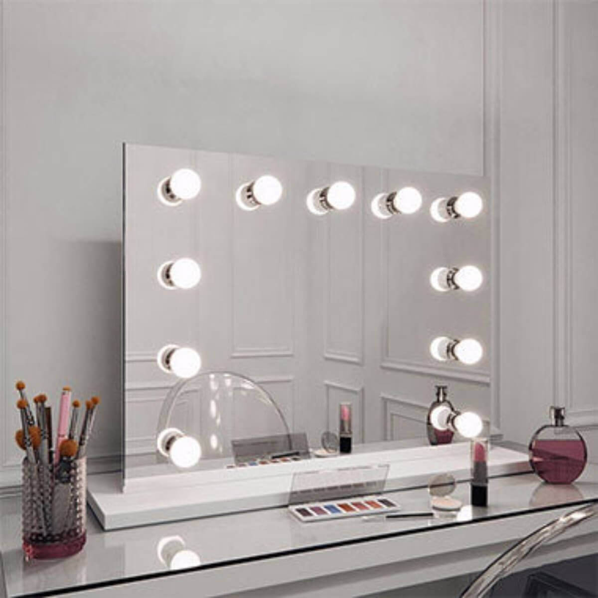 Hepburn Hollywood Mirror 80x60cm | Luxury Home Accessories | Heulog Glow