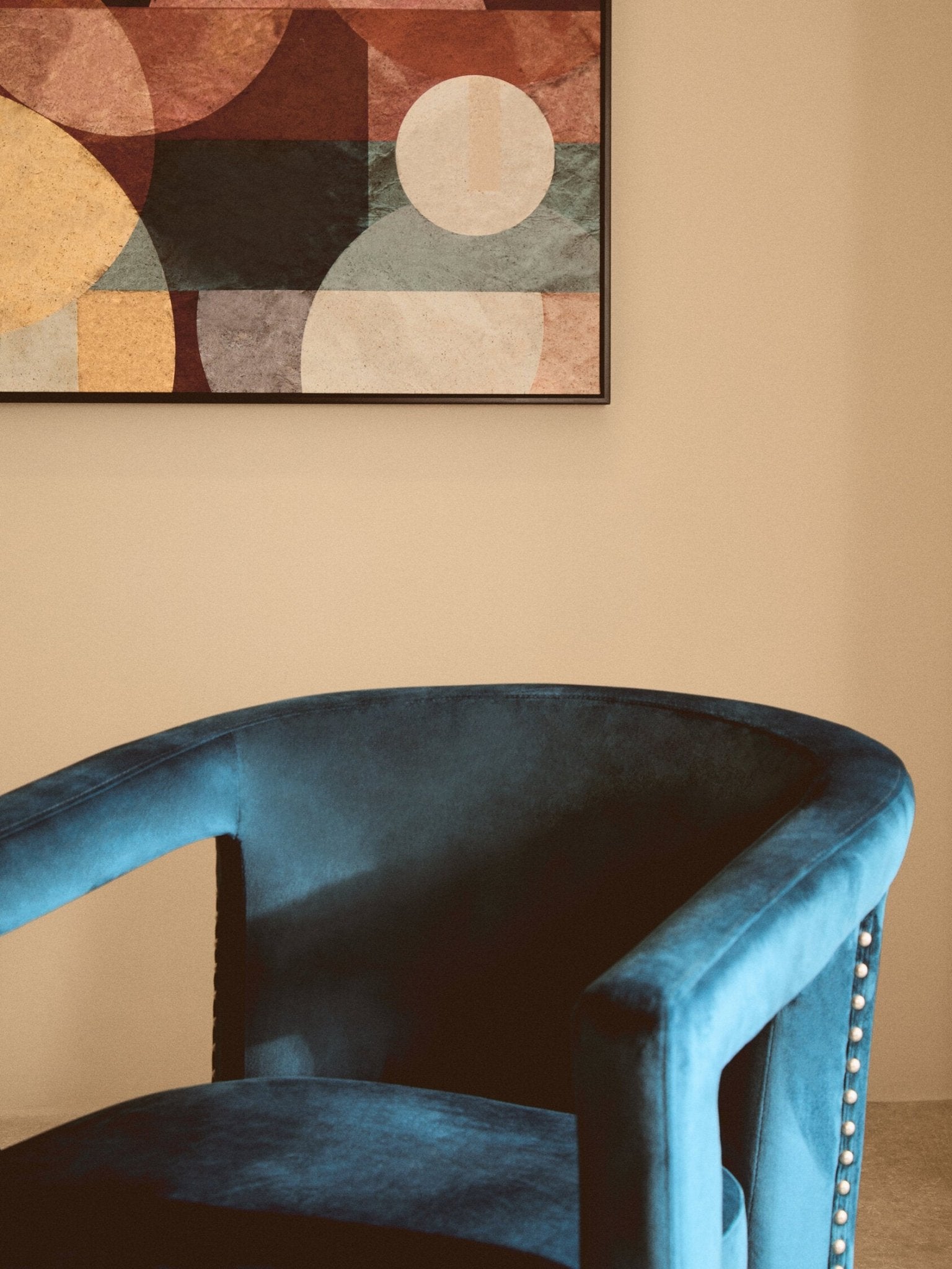 Hestia Blue Velvet Swivel Chair | Luxury Home Accessories | Heulog Glow