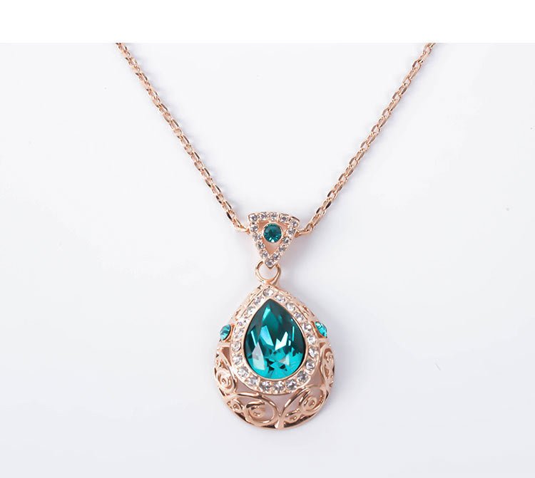 Hollow pattern jewelry set | Luxury Home Accessories | Heulog Glow