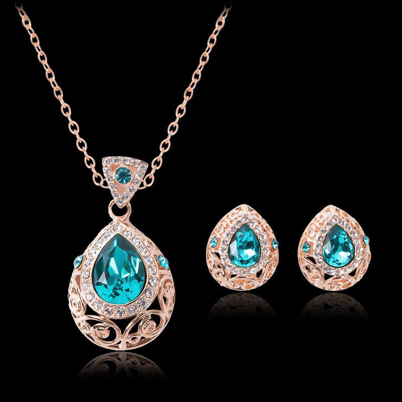 Hollow pattern jewelry set | Luxury Home Accessories | Heulog Glow