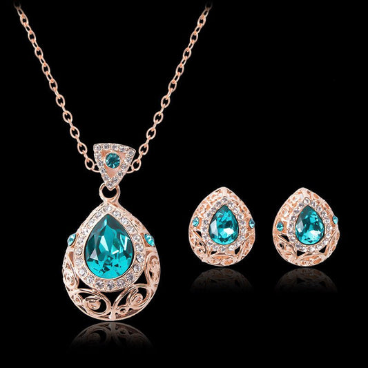 Hollow pattern jewelry set | Luxury Home Accessories | Heulog Glow