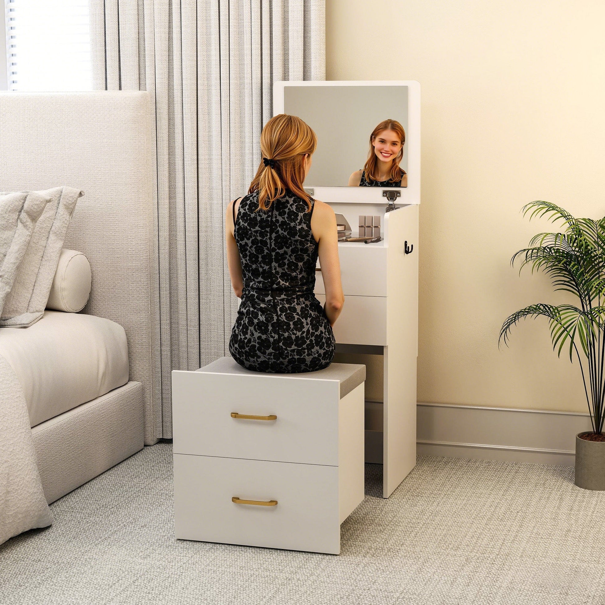 HOMCOM 3 in 1 Dressing Table with Flip-top Mirror and Rolling Stool, Modern Vanity Desk with Visible Glass Tabletop, Drawers and Side Hook, Makeup Table with Cushioned Storage Stool for Bedroom, White | Luxury Home Accessories | Heulog Glow