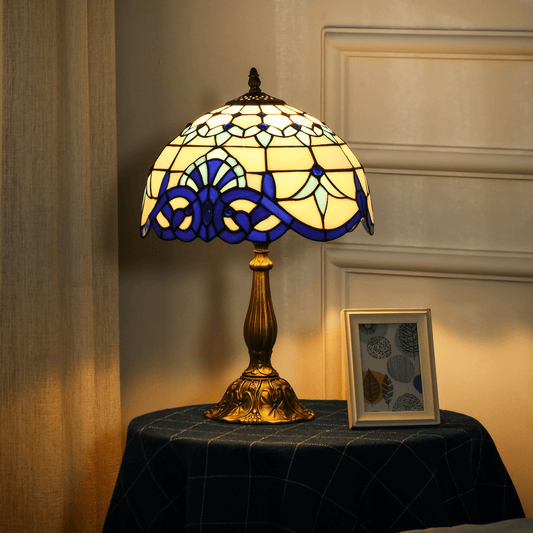 HOMCOM Stained Glass Table Lamp, for Bedroom Bedside, Bulb not Included | Luxury Home Accessories | Heulog Glow