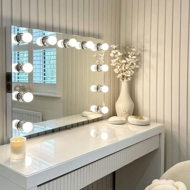 Houston Bluetooth Hollywood Mirror 80x60cm | Luxury Home Accessories | Heulog Glow
