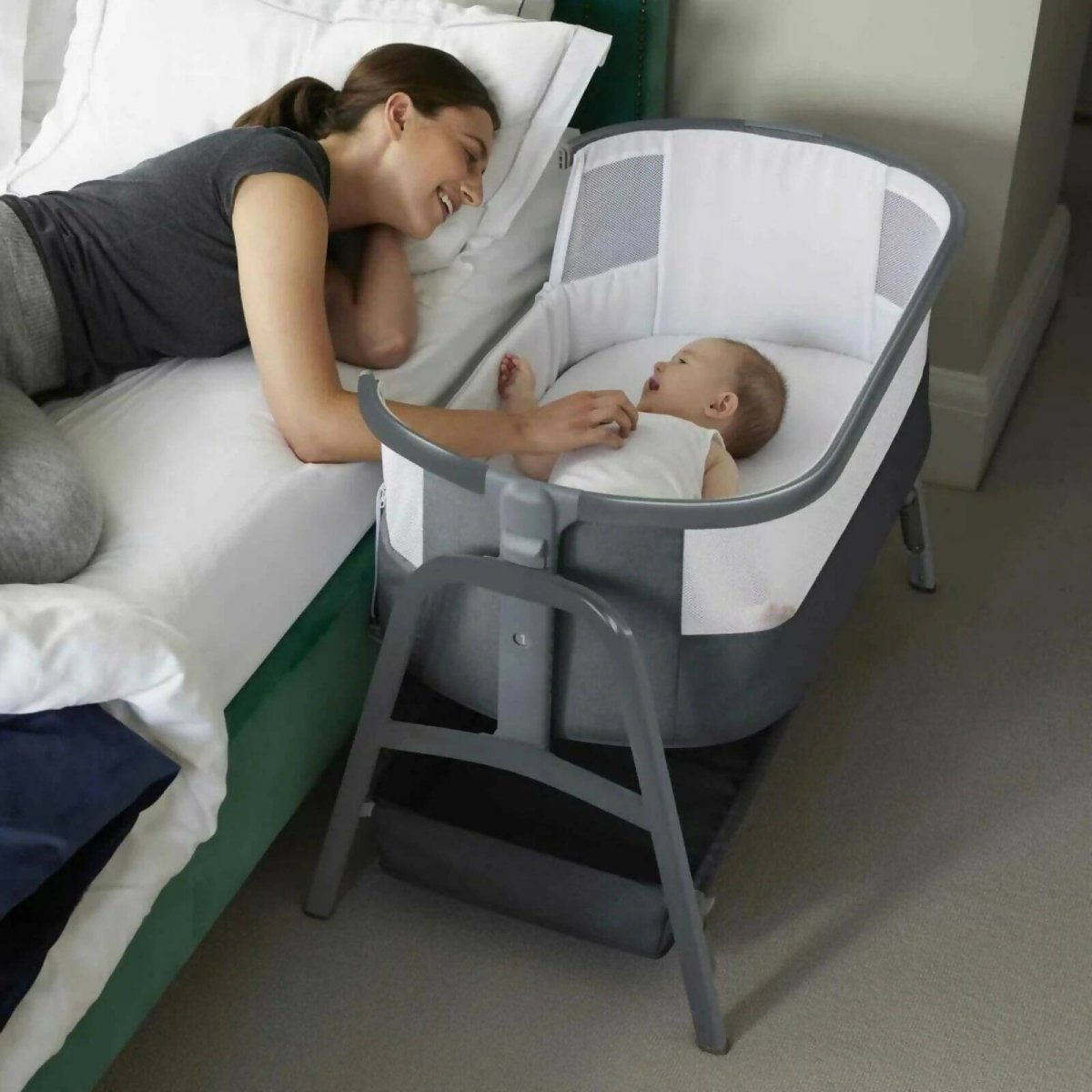 Ickle Bubba Bubba&Me Bedside Crib - Space Grey | Luxury Home Accessories | Heulog Glow