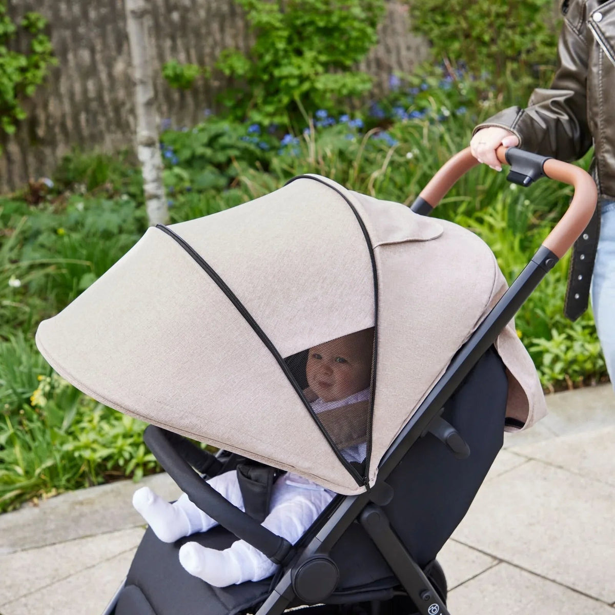 Ickle Bubba Stomp Stride Max Stroller - Midnight | Luxury Home Accessories | Heulog Glow