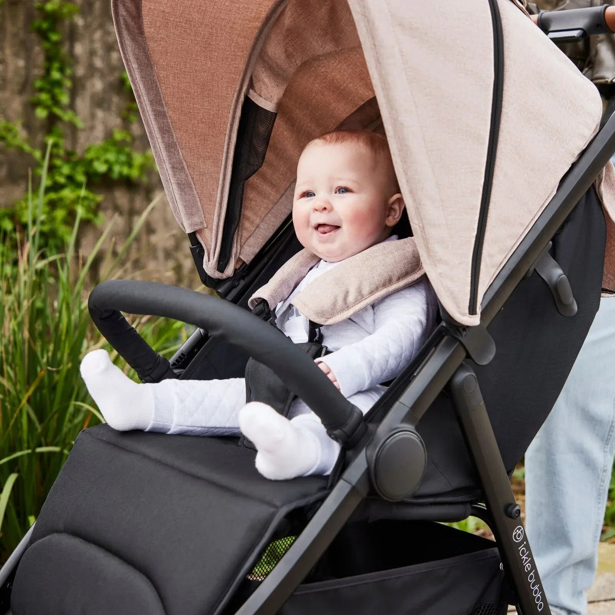 Ickle Bubba Stomp Stride Max Stroller - Midnight | Luxury Home Accessories | Heulog Glow