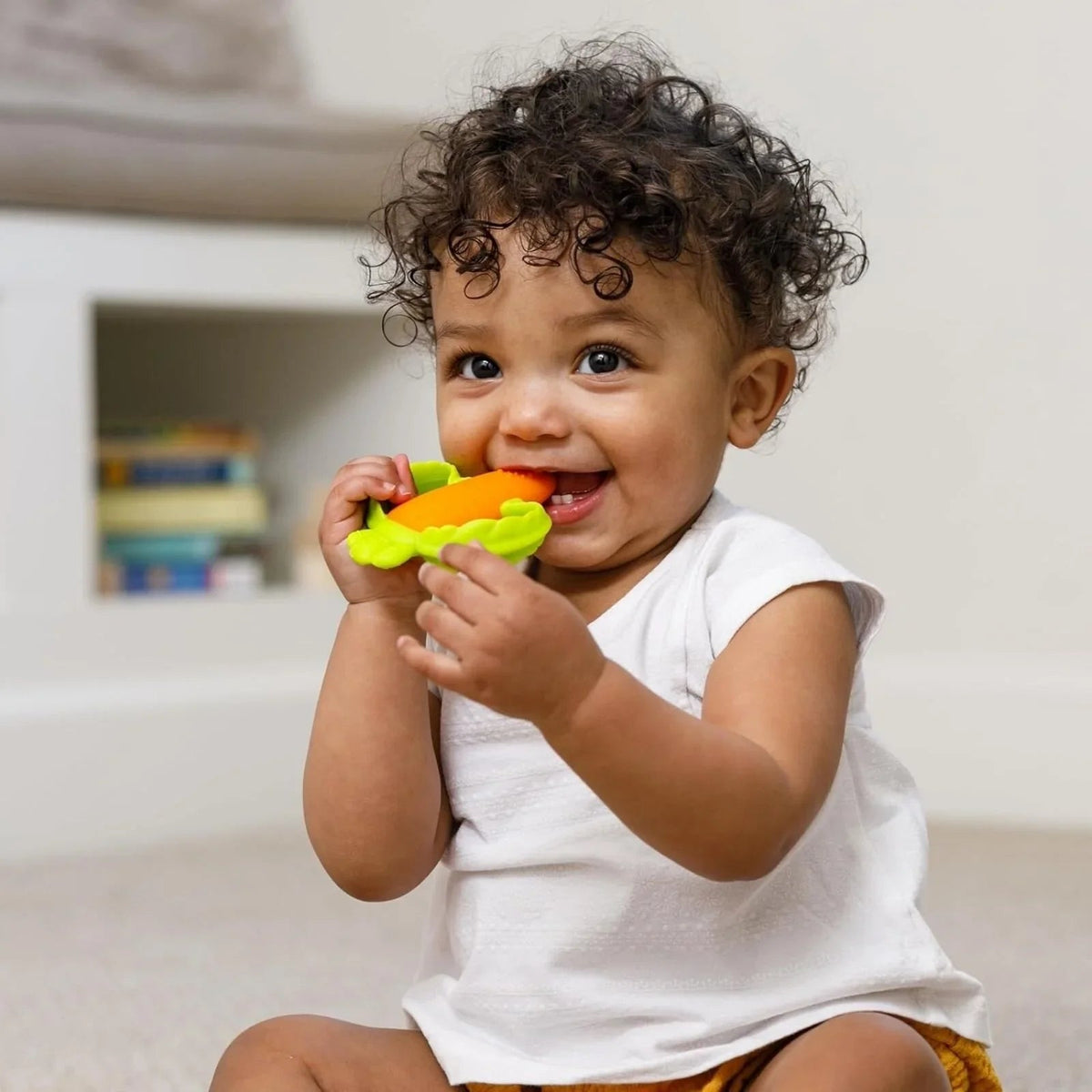 Infantino Lil' Nibbles Teether - Carrot | Luxury Home Accessories | Heulog Glow