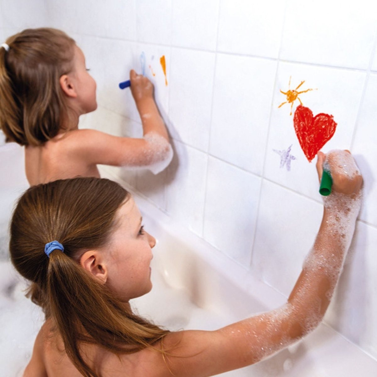 Janod Colouring in the Bath | Luxury Home Accessories | Heulog Glow