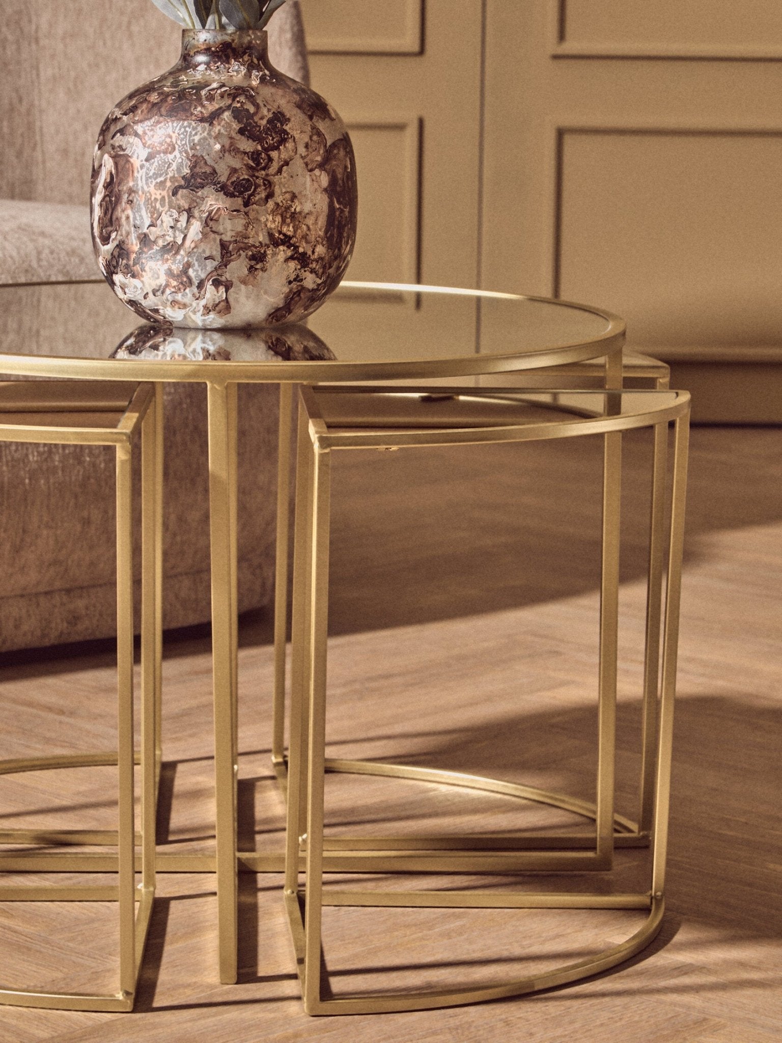 Jolie 5 Piece Set Mirrored Top Coffee Table with Nesting Tables | Luxury Home Accessories | Heulog Glow