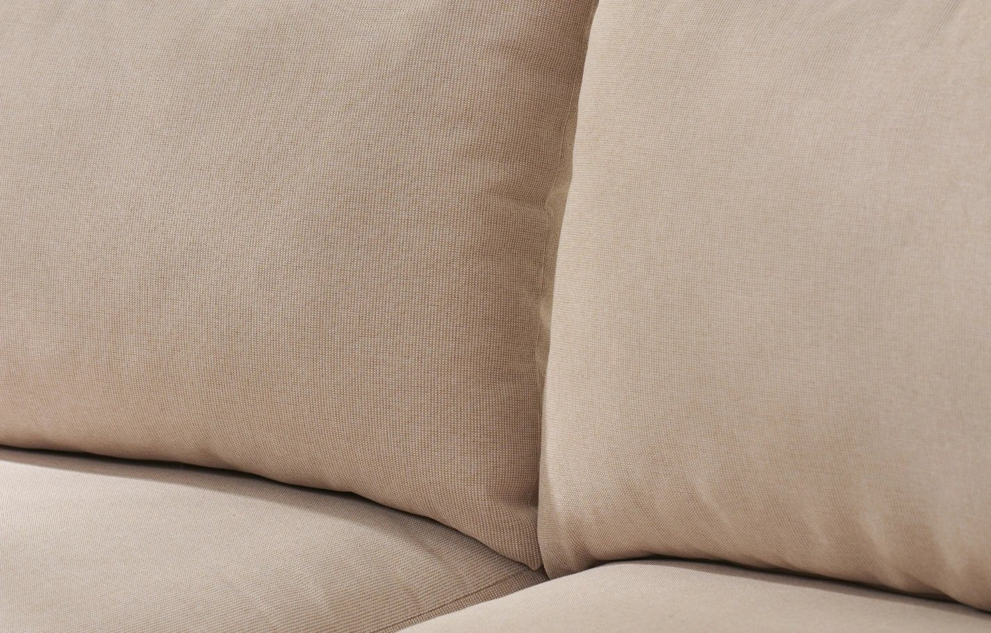 Kiki Beige 3-Seater Curved Garden Sofa and Coffee Table | Luxury Home Accessories | Heulog Glow