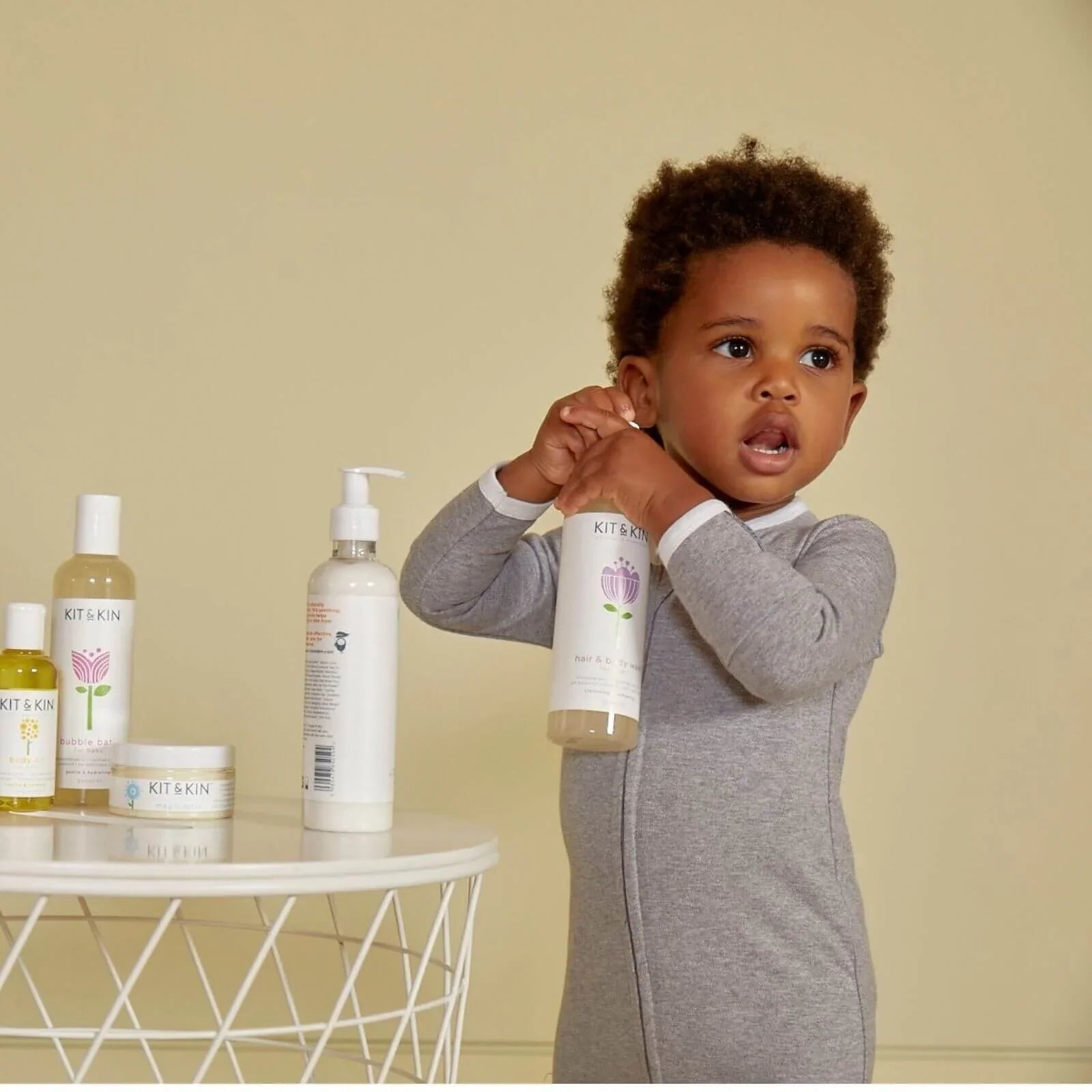 Kit & Kin Shampoo & Body Wash 250ml | Luxury Home Accessories | Heulog Glow
