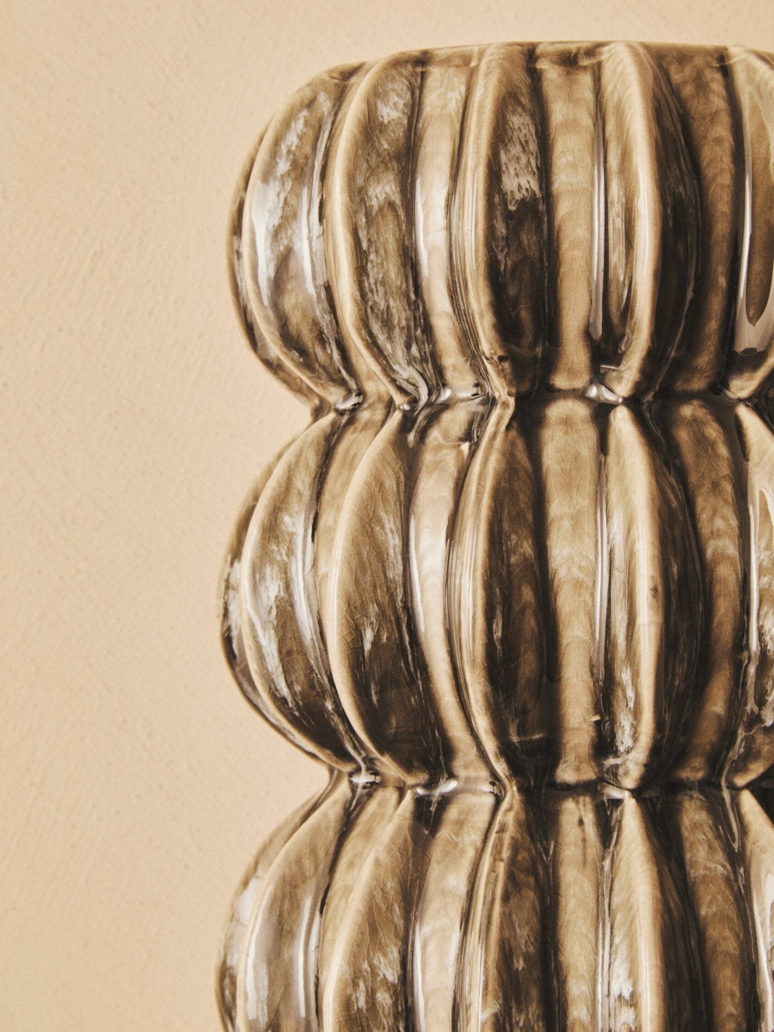 Kondo Grey Bubble Vase | Luxury Home Accessories | Heulog Glow
