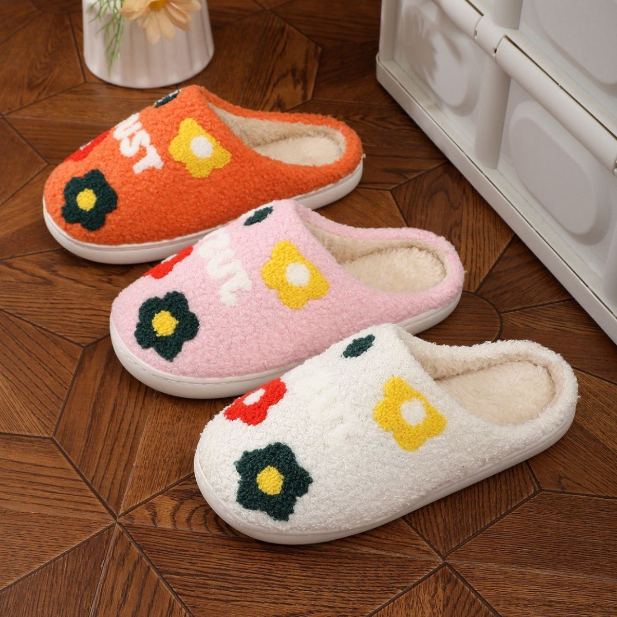 Lady's Flower Slippers Indoor Soft Bottom Cotton Slippers | Luxury Home Accessories | Heulog Glow