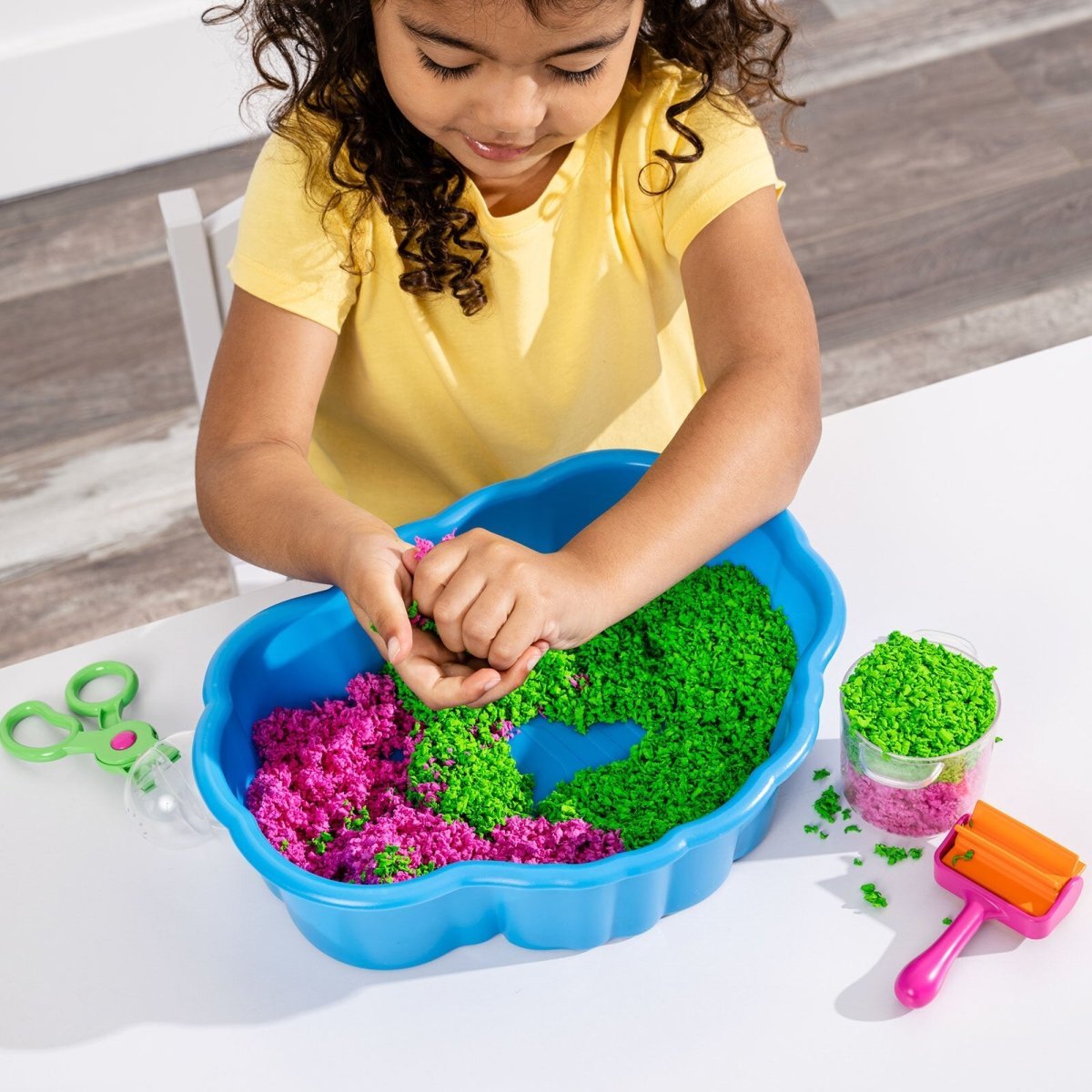 Learning Resources Playfoam Pluffle Sensory Station | Luxury Home Accessories | Heulog Glow