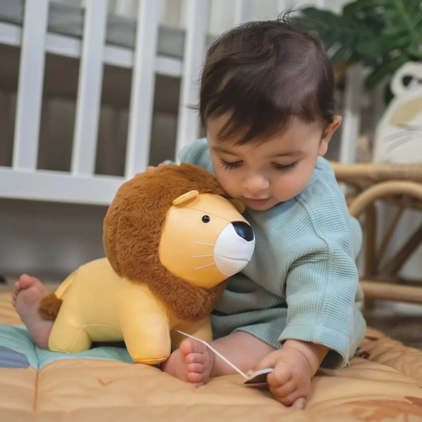 Little Big Friends Musical Animals - Jackson the Lion | Luxury Home Accessories | Heulog Glow