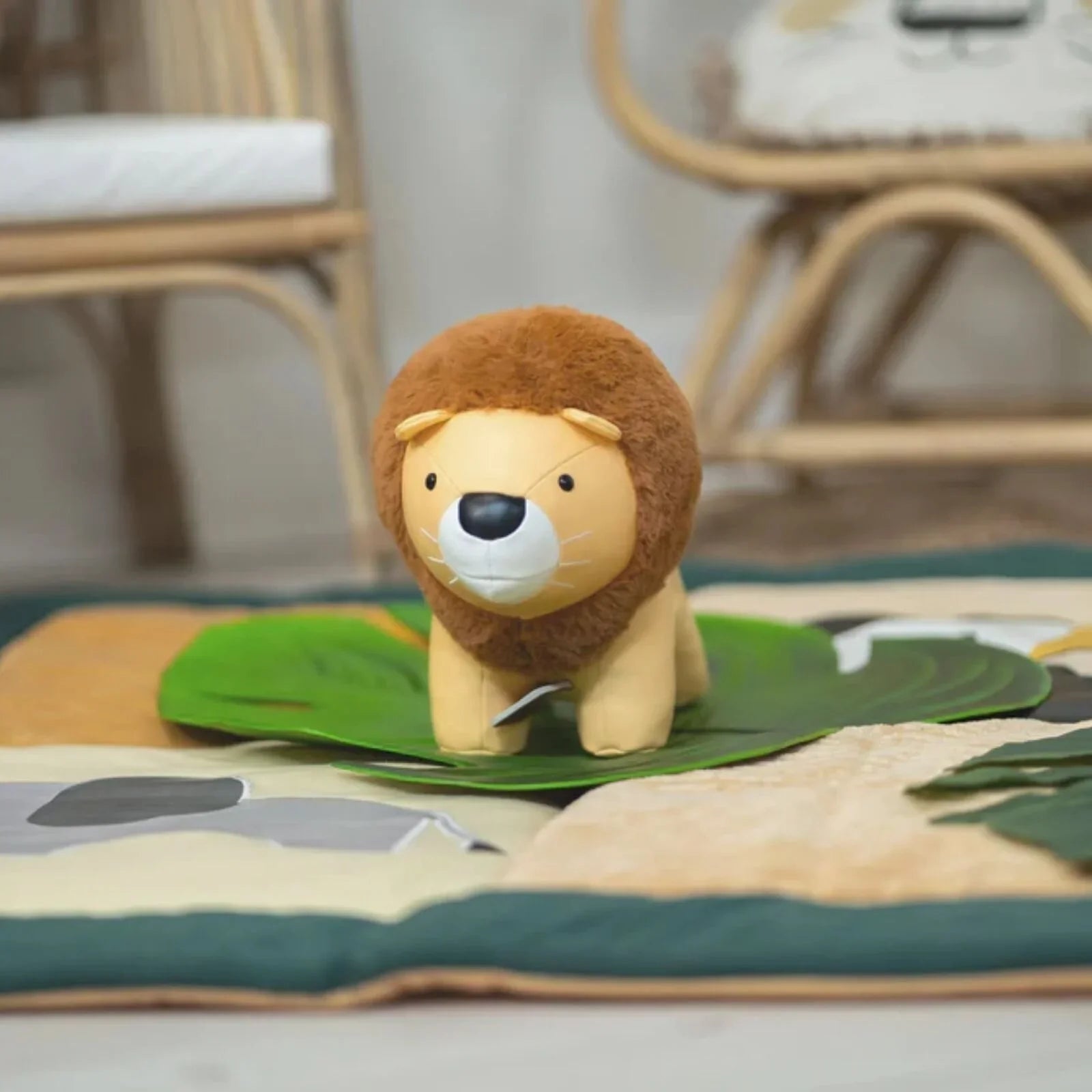 Little Big Friends Musical Animals - Jackson the Lion | Luxury Home Accessories | Heulog Glow