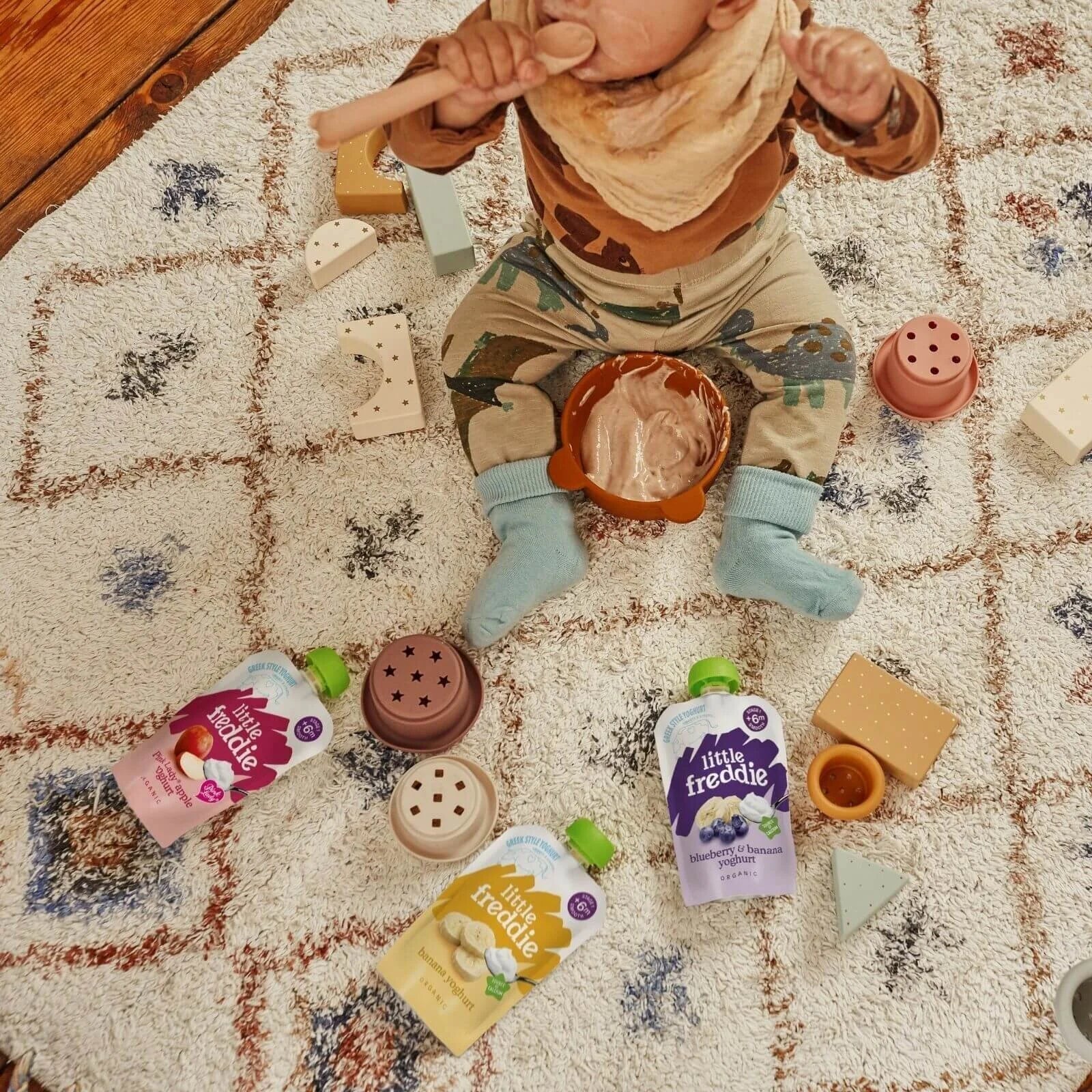 Little Freddie Organic Blueberry & Banana Greek Style Yoghurt Baby Food Pouch 6+ months 100g | Luxury Home Accessories | Heulog Glow