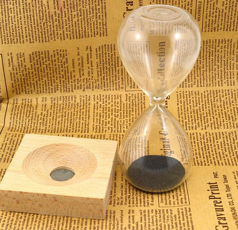 Magnetic Time Hourglass | Luxury Home Accessories | Heulog Glow