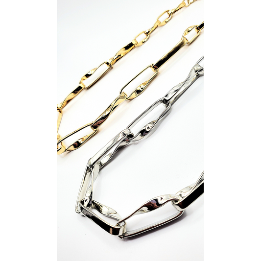 Rectangular Link Chain Necklace