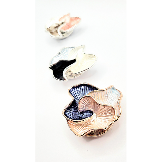 Abstract Magnetic Wavey Curve Brooch