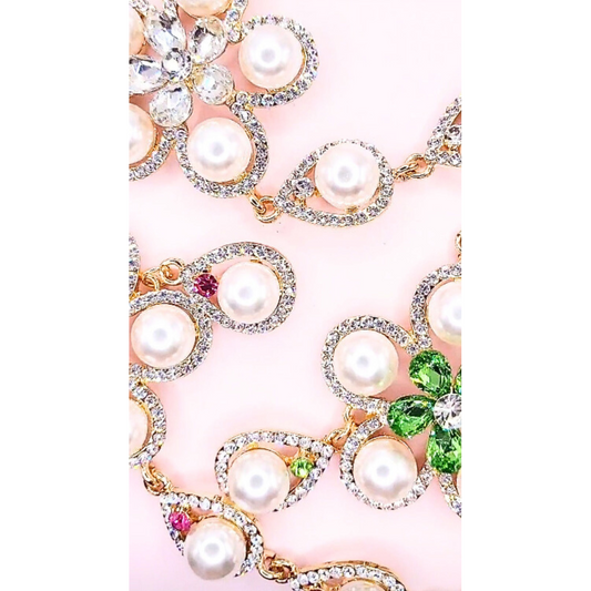Pearl Crystal Flower Necklace & Earrings