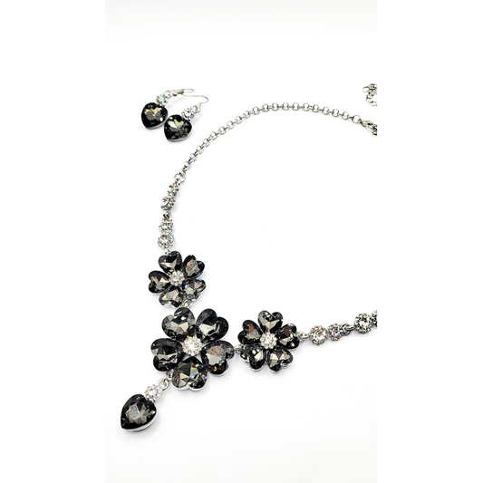 Flower Cluster Crystal Necklace Set