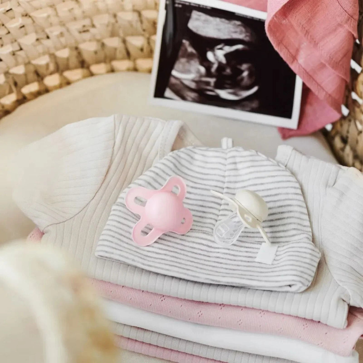 MAM Start Soother Unisex 0-2 months Pack of 2 | Luxury Home Accessories | Heulog Glow