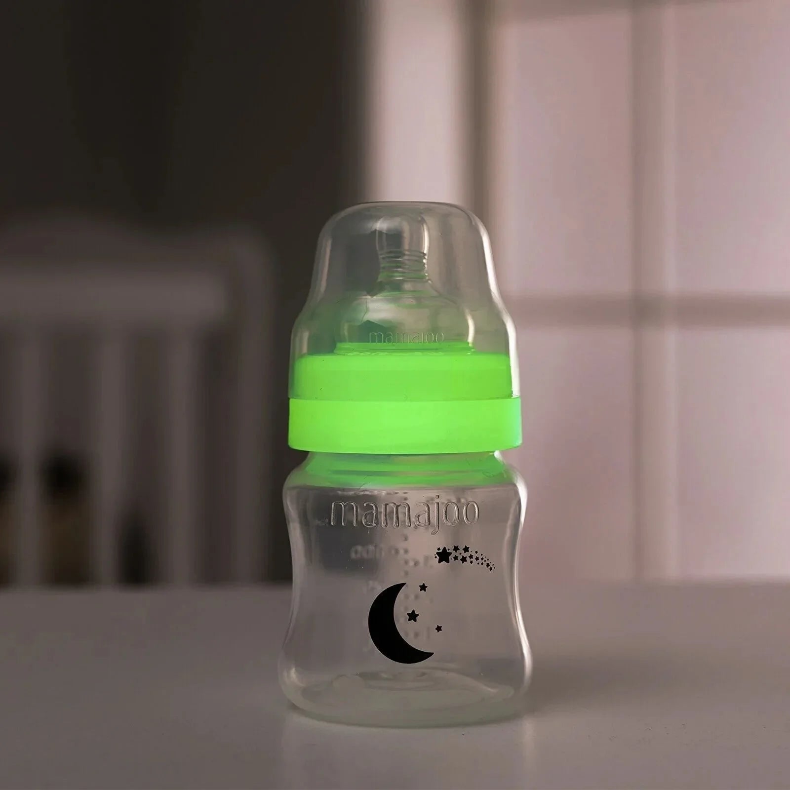 Mamajoo Anti-Colic Glow PP Baby Bottle 0+ Months 160ml | Luxury Home Accessories | Heulog Glow