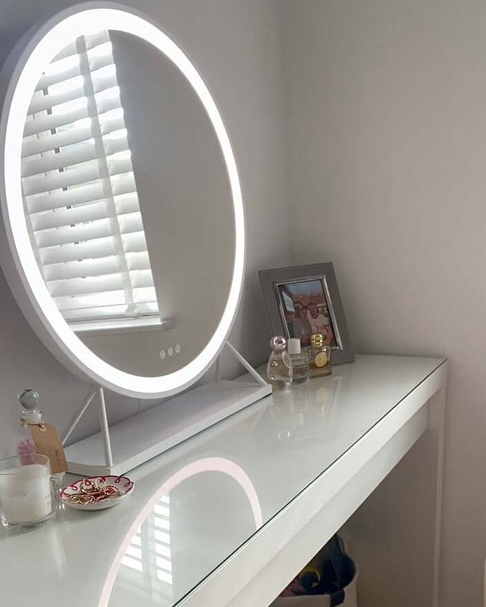 Marilyn Round Hollywood Mirror White 60x67cm | Luxury Home Accessories | Heulog Glow