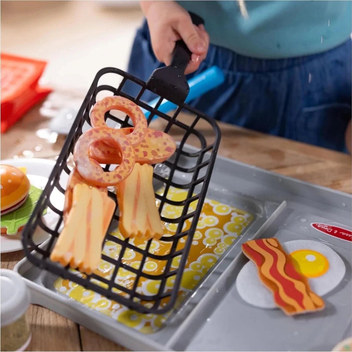 Melissa & Doug Flip & Fry Grill Play Set | Luxury Home Accessories | Heulog Glow