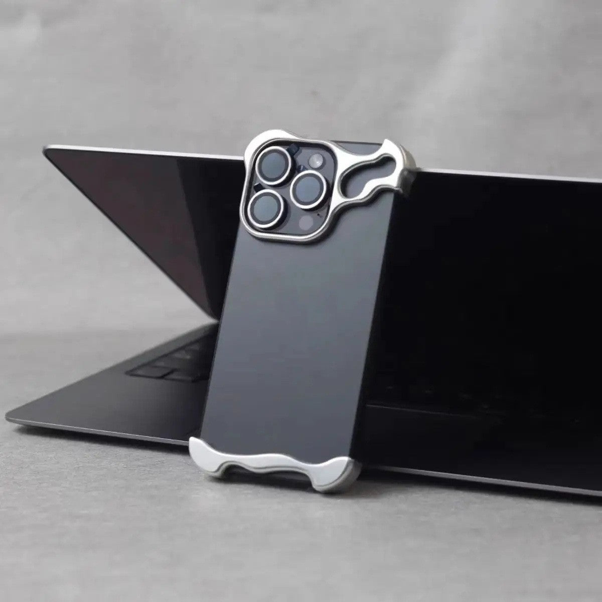 Metal Corner Pad Drop-resistant Phone Case | Luxury Home Accessories | Heulog Glow