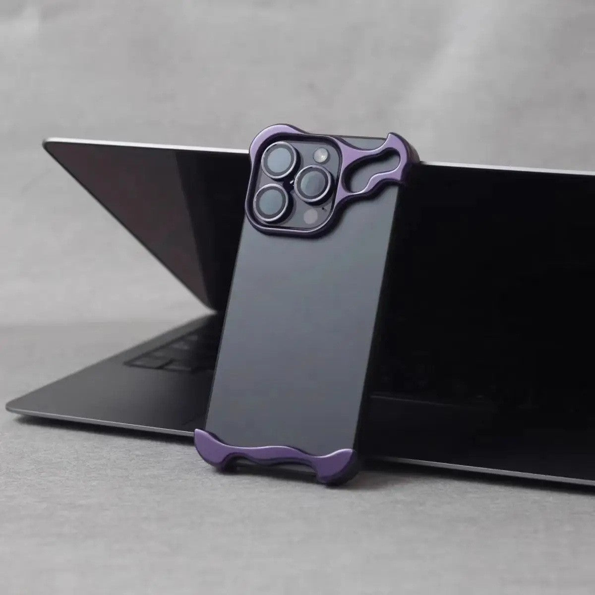 Metal Corner Pad Drop-resistant Phone Case | Luxury Home Accessories | Heulog Glow