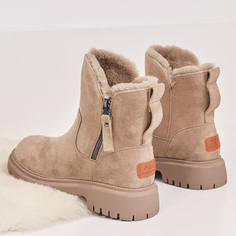 Middle Tube Plush Warm Cotton Shoes Leather And Fur Integrated Winter Women's Boots | Luxury Home Accessories | Heulog Glow