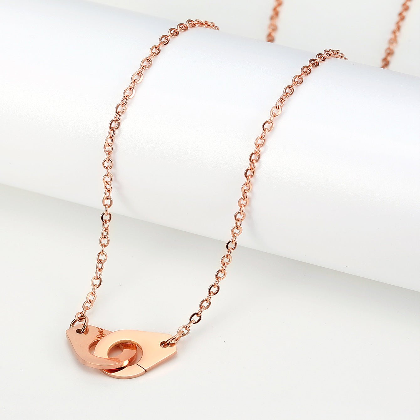 Minimalist Double-Ring Handcuff Pendant Necklace, Personalized Hip-Hop Style | Luxury Home Accessories | Heulog Glow