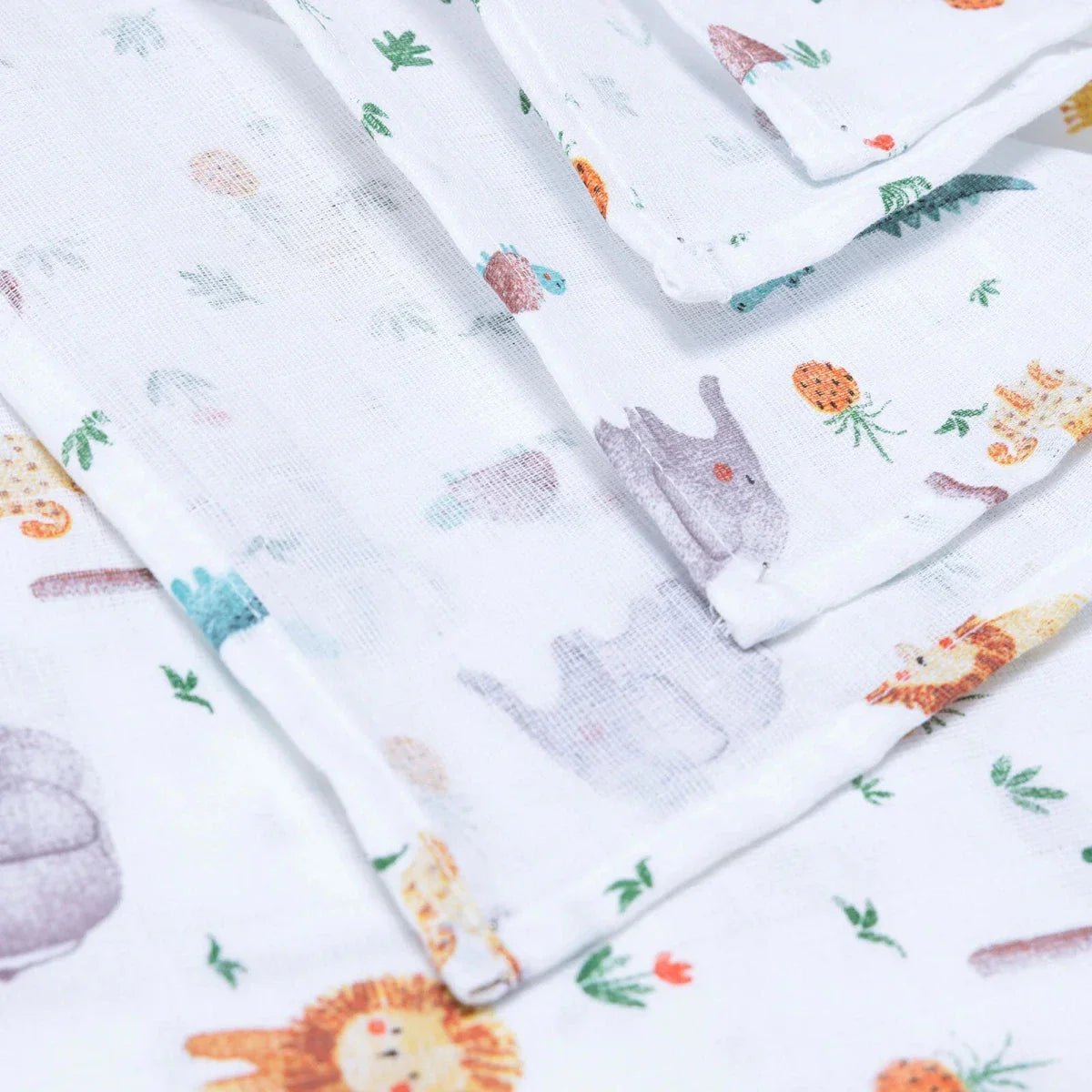 Mollia Unisex Muslin Blanket - Ecru | Luxury Home Accessories | Heulog Glow