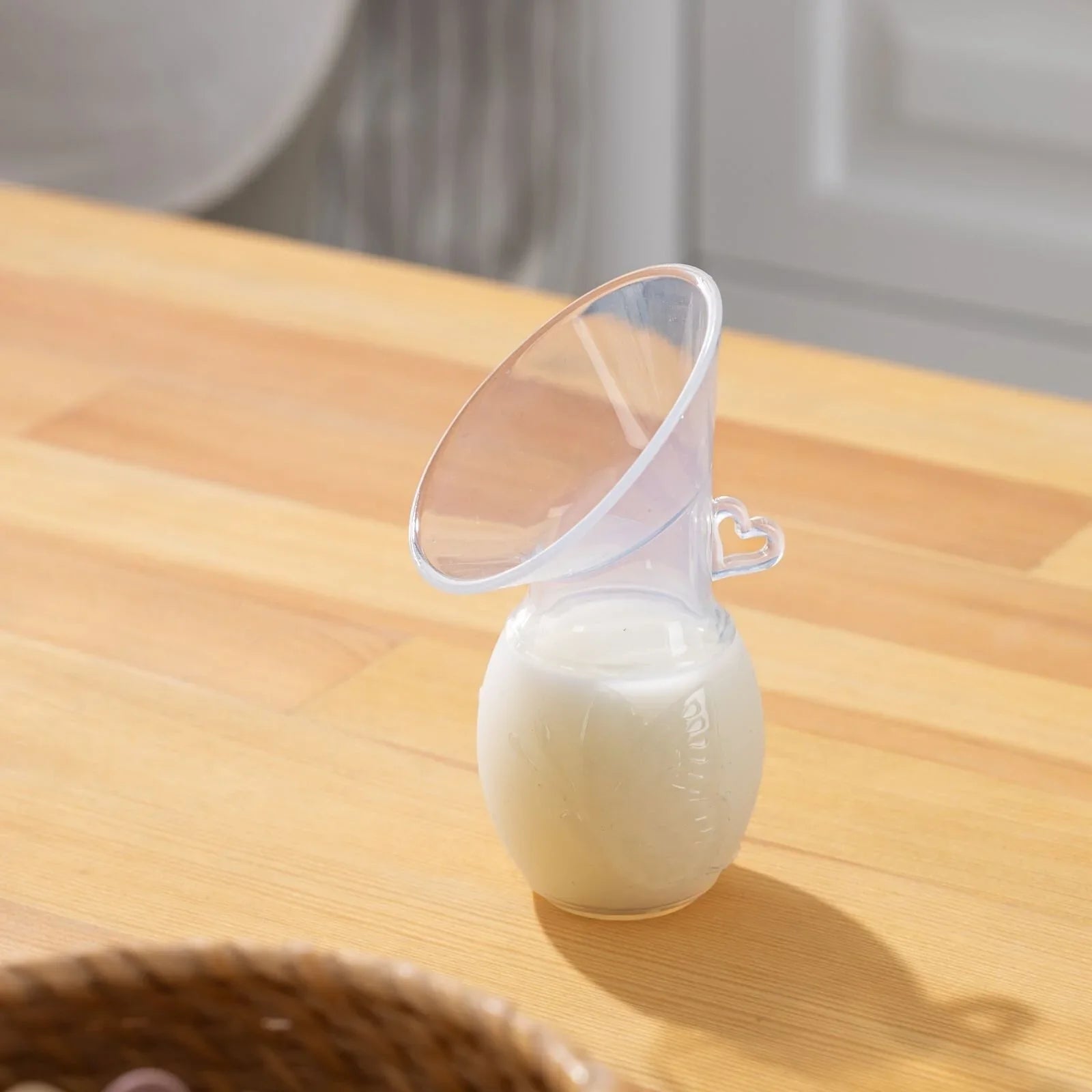 Mooma Kindy Silicone Breast Pump | Luxury Home Accessories | Heulog Glow