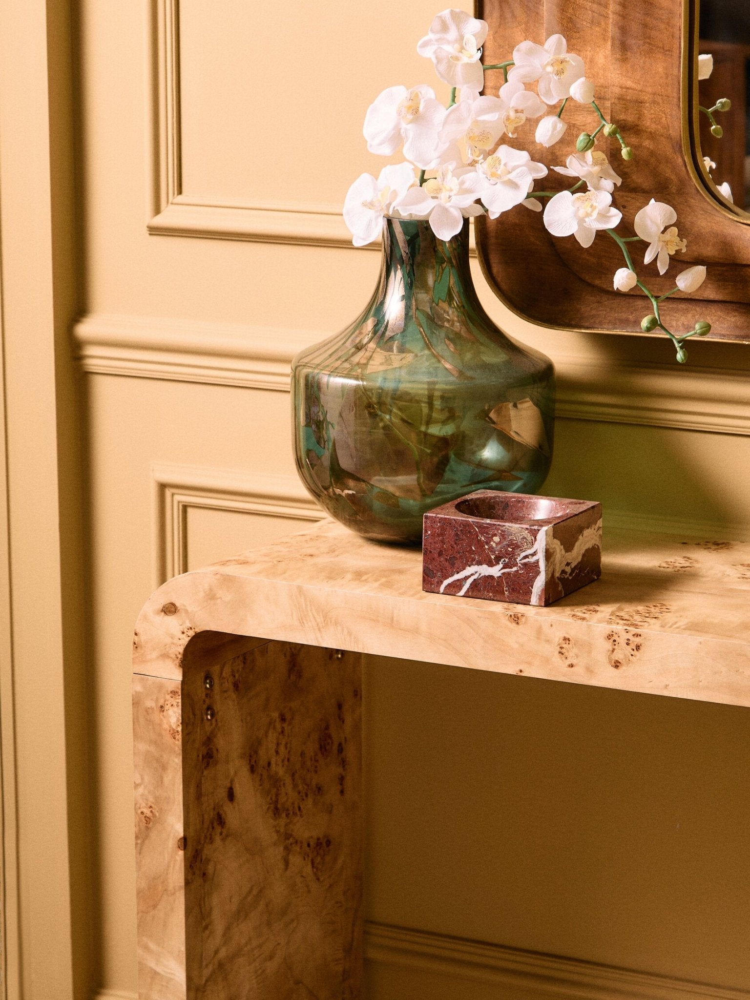 Mota Burl Wood Design Curved Console Table | Luxury Home Accessories | Heulog Glow