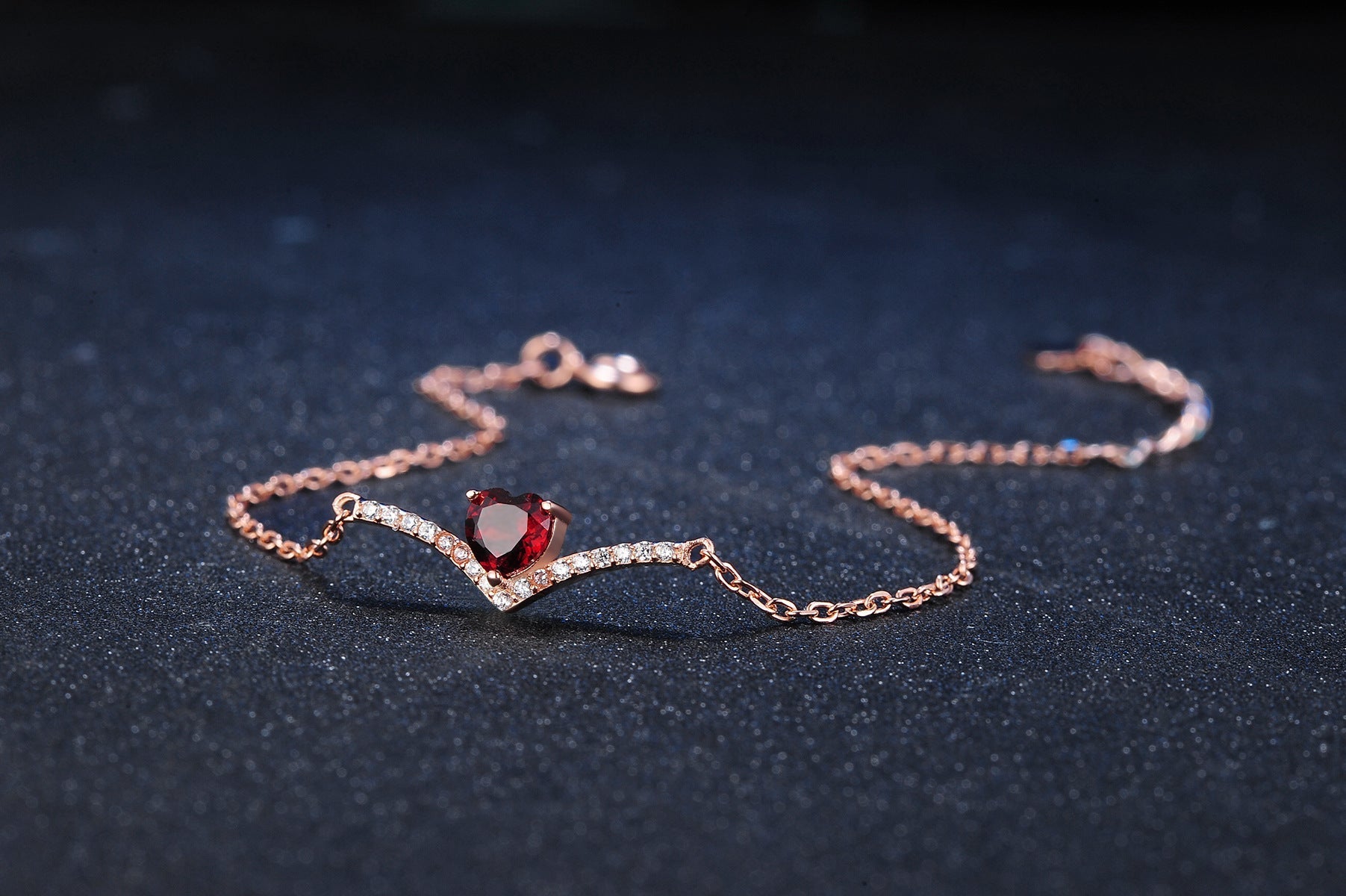 Natural heart shaped red pomegranate bracelet | Luxury Home Accessories | Heulog Glow