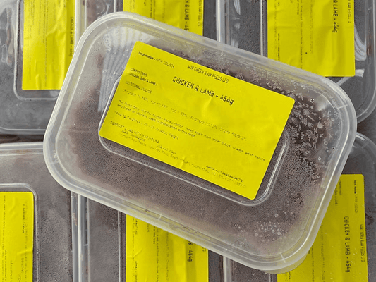 Northern Raw Feeds - Chicken & Lamb - 454g | Luxury Home Accessories | Heulog Glow