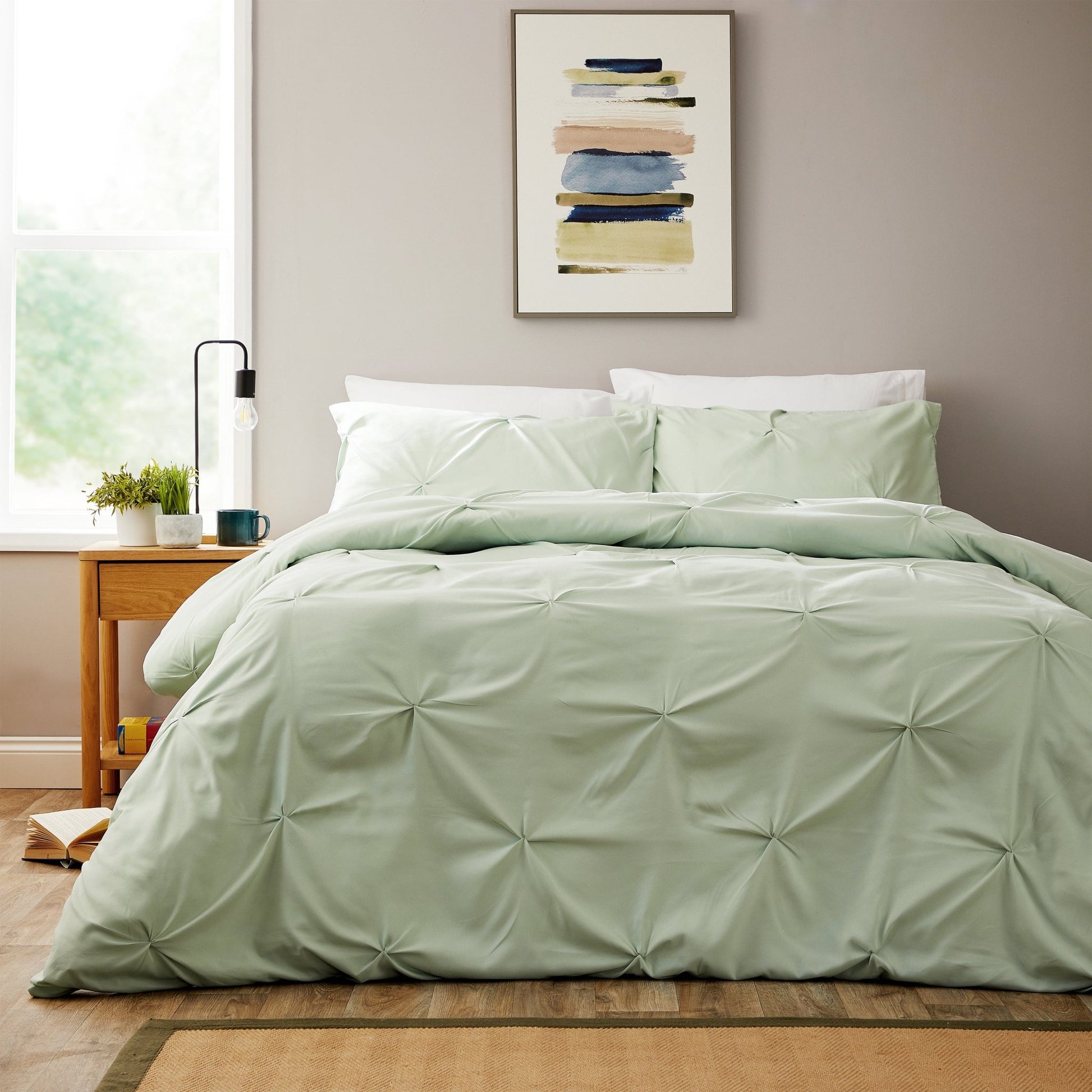 OLIVIA ROCCO Textured Pintuck Ruffles Pleated Microfibre Duvet Cover Set With Pillowcases | Luxury Home Accessories | Heulog Glow