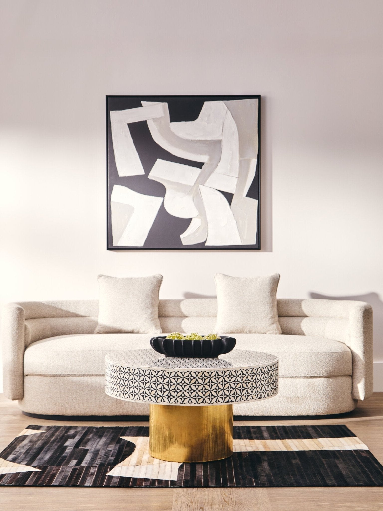 Oratino Ivory Linen 3 Seater Curved Sofa | Luxury Home Accessories | Heulog Glow
