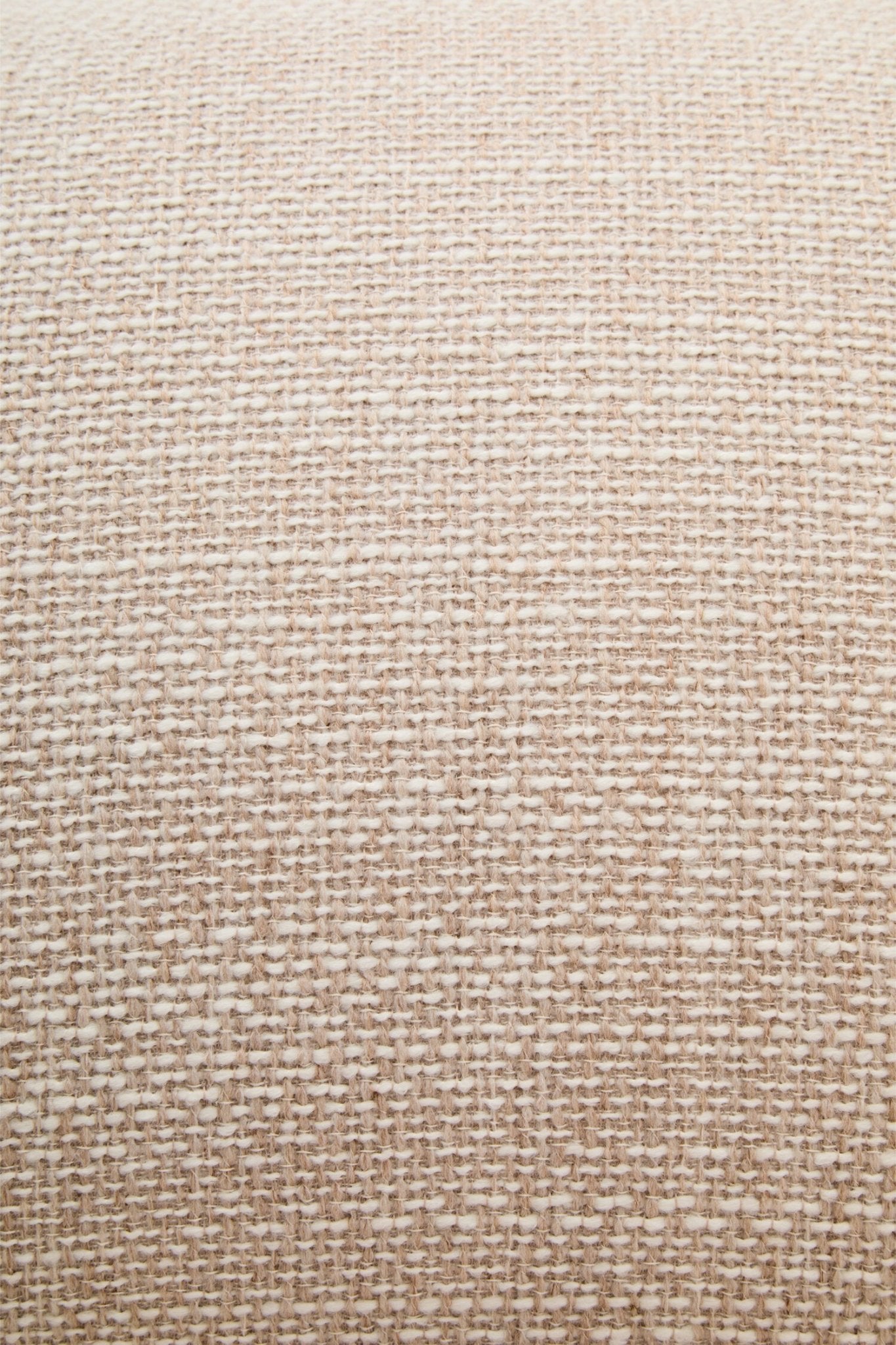 Ordona Cream Linen 3 Seater Curved Sofa | Luxury Home Accessories | Heulog Glow